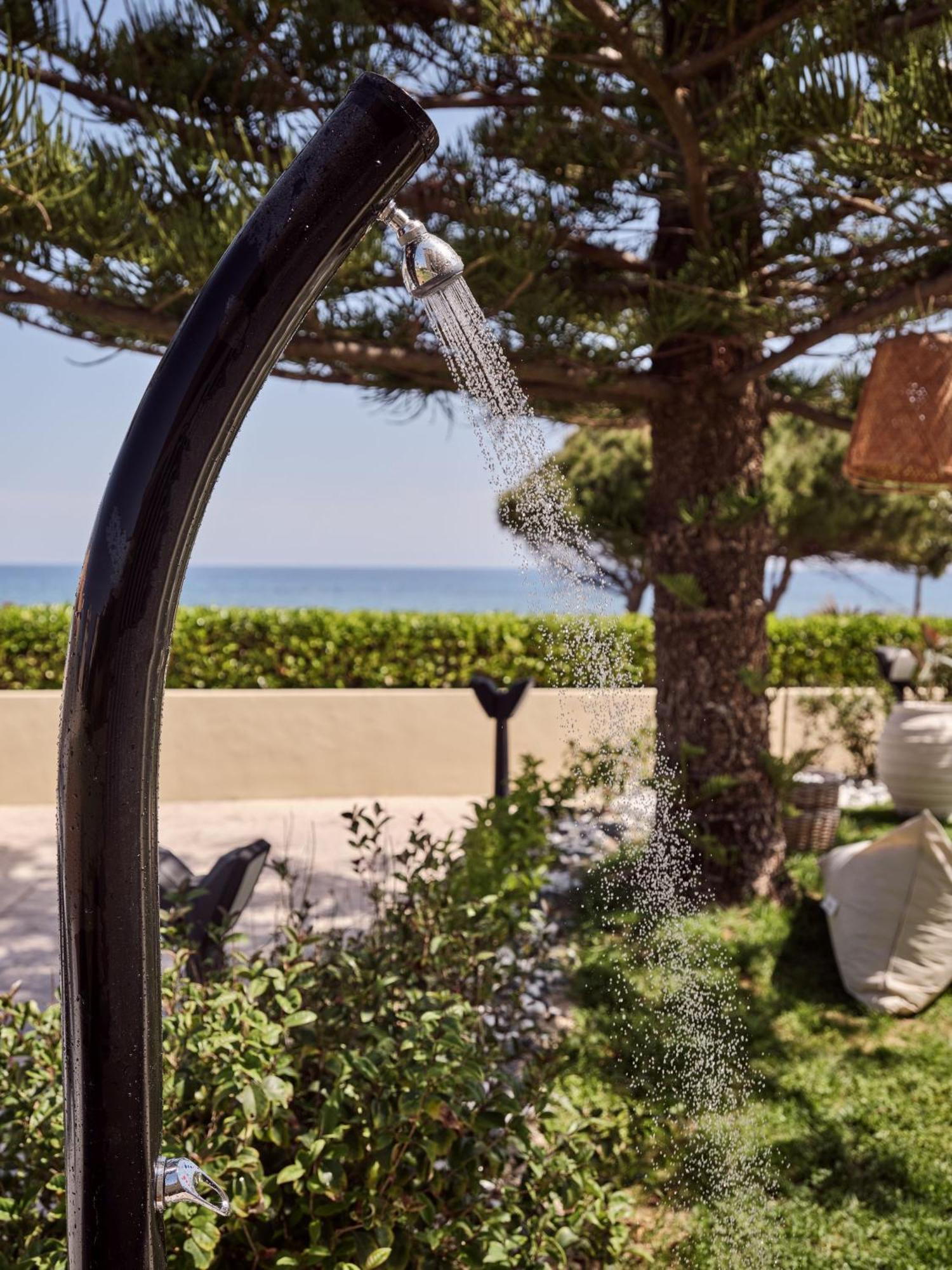 Sea Elegance Villa - On The Beach, By Zantewize Psarou  외부 사진
