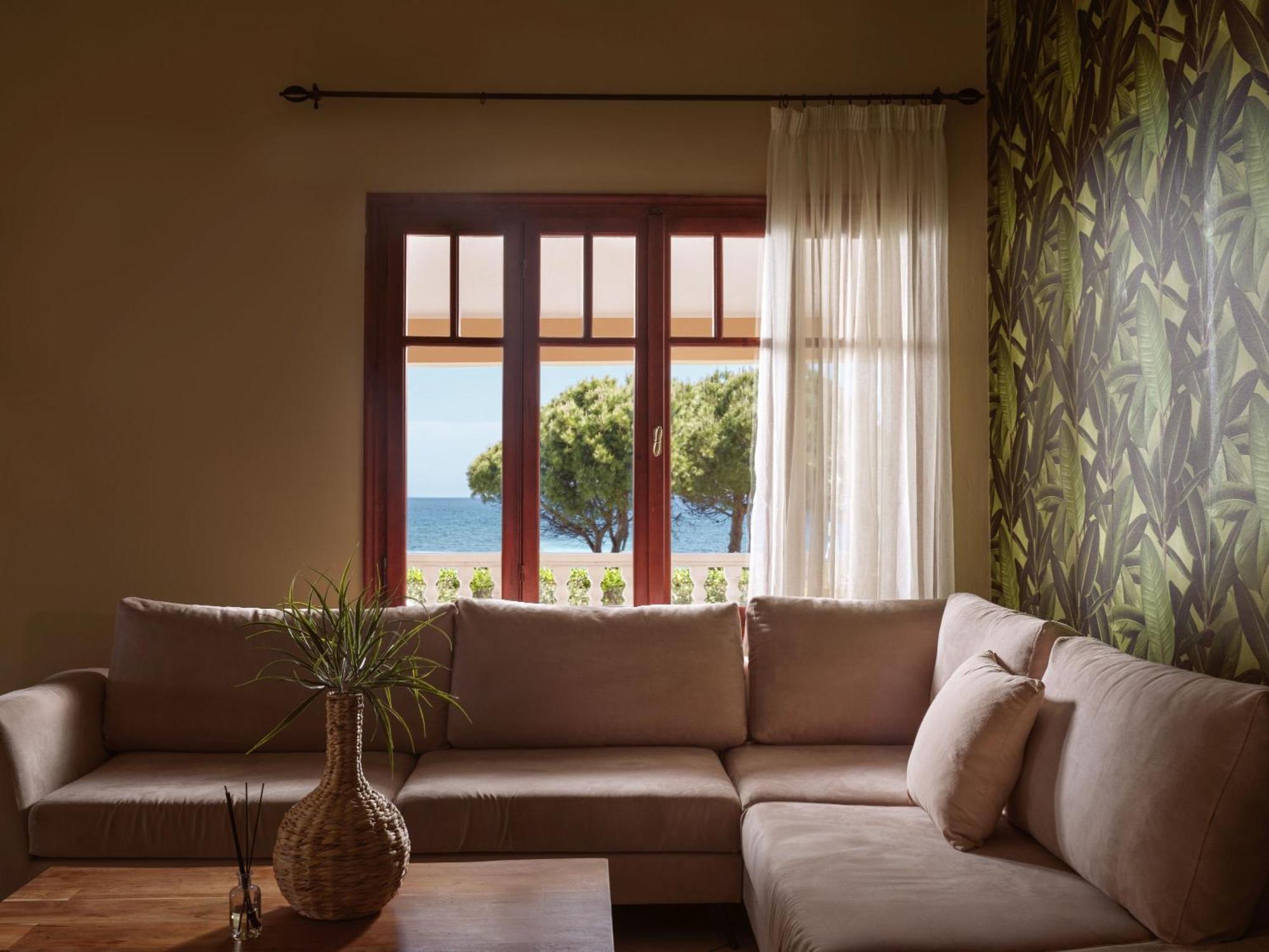 Sea Elegance Villa - On The Beach, By Zantewize Psarou  외부 사진